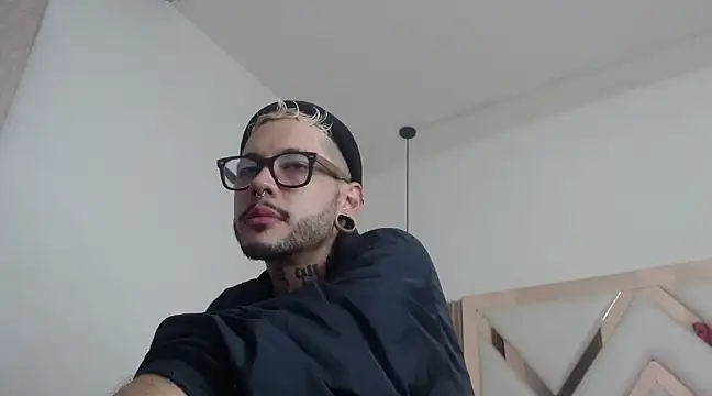 MurdockH online show from March 13, 8:59 am