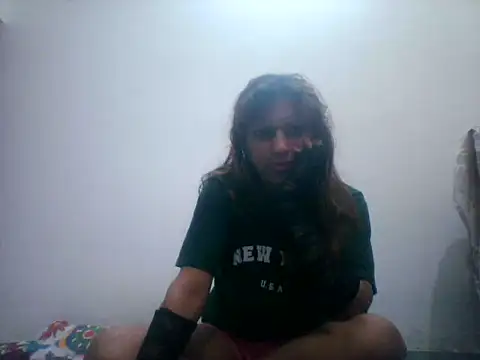 Snapshot of MmmMonikaBabie chatting on August 1, 7:18 am MmmMonikaBabie online show from August 1, 7:18 am
