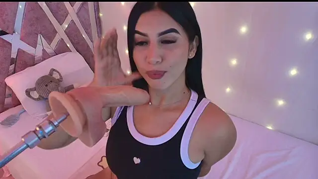 Snapshot of sweety_mariann1 chatting on February 24, 8:29 pm sweety mariann1 online show from February 24, 8:29 pm