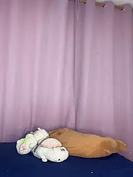 MiaGoth  online show from April 16, 3:18 am