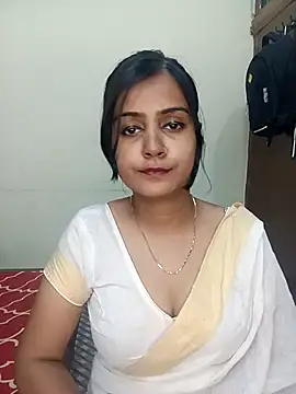 Snapshot of Miss-Riyasingh chatting on April 19, 5:34 pm Miss-Riyasingh online show from April 19, 5:34 pm