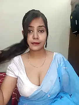 Snapshot of Miss-Riyasingh chatting on April 24, 4:04 am Miss-Riyasingh online show from April 24, 4:04 am
