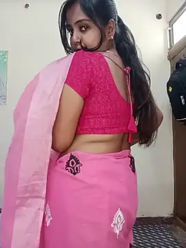 Snapshot of Miss-Riyasingh chatting on May 9, 4:06 am Miss-Riyasingh online show from May 9, 4:06 am