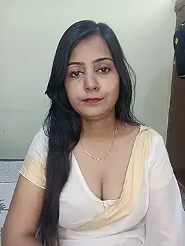 Snapshot of Miss-Riyasingh chatting on May 17, 4:32 am Miss-Riyasingh online show from May 17, 4:32 am
