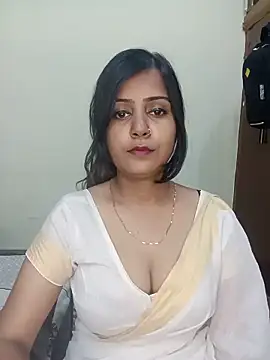Snapshot of Miss-Riyasingh chatting on May 17, 5:20 pm Miss-Riyasingh online show from May 17, 5:20 pm