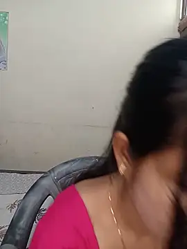 Snapshot of Miss-Riyasingh chatting on May 26, 4:19 am Miss-Riyasingh online show from May 26, 4:19 am