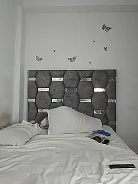 Snapshot of aurelialux chatting on June 29, 8:53 pm aurelialux online show from June 29, 8:53 pm