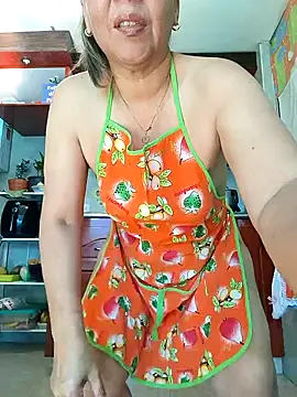 Snapshot of MATTHEW_MRANDA chatting on February 1, 1:41 pm MATTHEW MRANDA online show from February 1, 1:41 pm