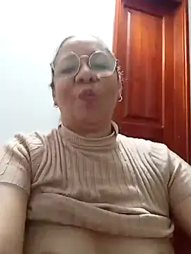 Snapshot of MATTHEW_MRANDA chatting on March 18, 12:16 am MATTHEW MRANDA online show from March 18, 12:16 am