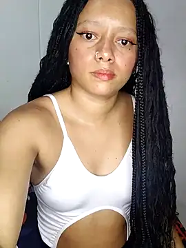 Snapshot of Kassandra_12 chatting on September 18, 9:39 pm Kassandra 12 online show from September 18, 9:39 pm
