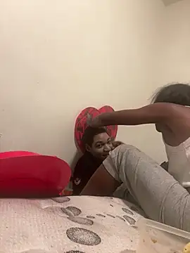 honeybrow online show from February 16, 5:37 am