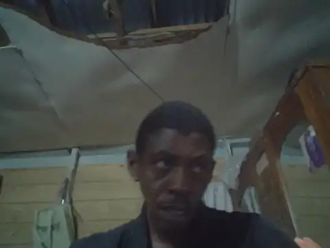 Snapshot of PELOVER chatting on June 17, 2:36 am PELOVER online show from June 17, 2:36 am
