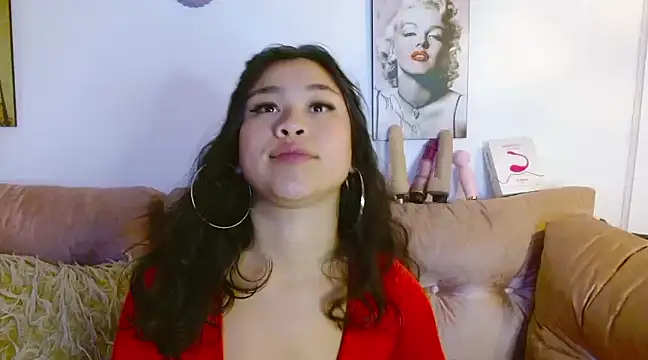 hinataleecs online show from February 5, 7:29 am