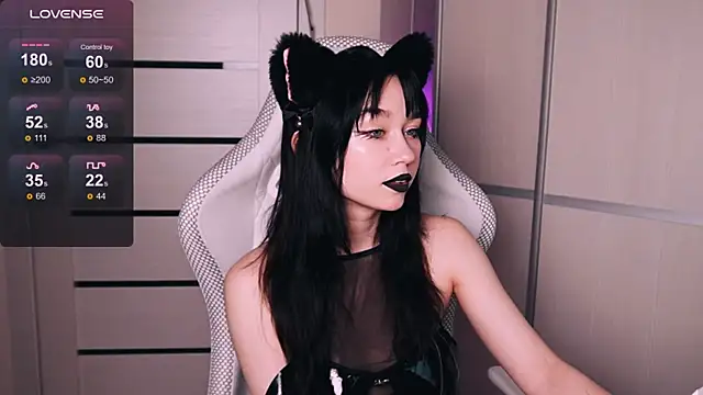 Snapshot of Kimiko__ chatting on June 5, 12:28 am Kimiko online show from June 5, 12:28 am