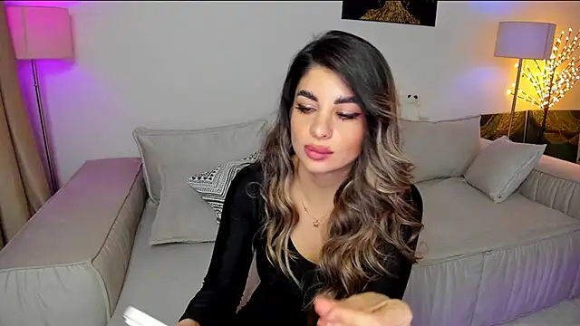 Queenofyouredreams online show from February 23, 3:24 am