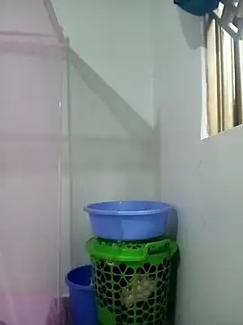 Snapshot of BriannaVincent chatting on March 9, 4:05 am BriannaVincent online show from March 9, 4:05 am