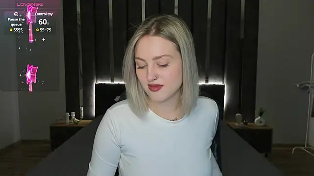  Sarah Soul  online show from February 1, 12:51 am