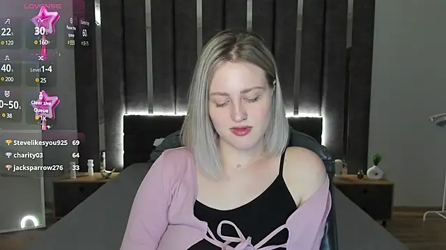  Sarah Soul  online show from February 7, 6:45 am