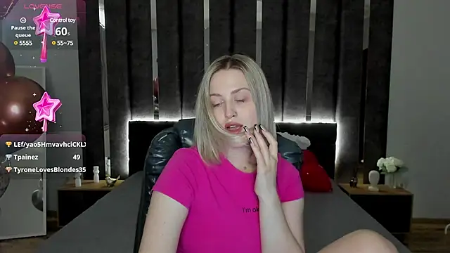  Sarah Soul  online show from February 18, 6:59 am