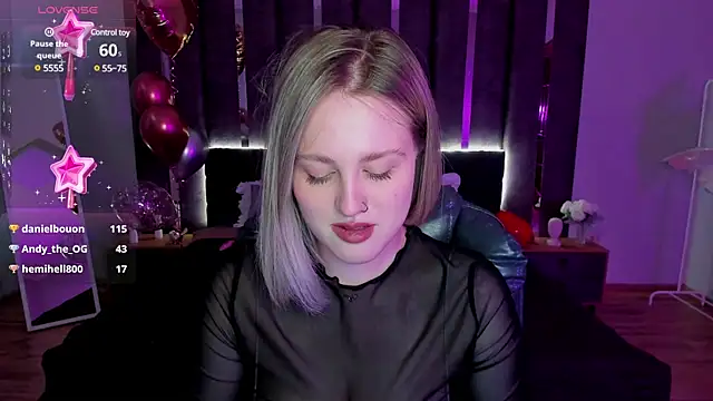  Sarah Soul  online show from March 9, 7:12 am