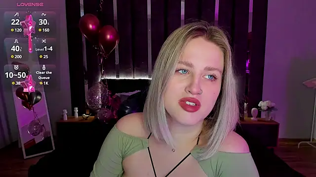  Sarah Soul  online show from March 13, 1:10 am