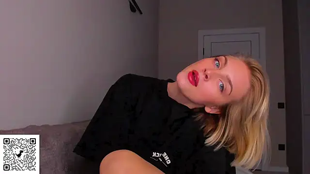 pretty girlnextdoor online show from January 11, 6:23 pm