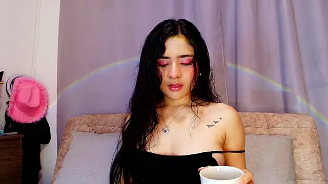 adara johnson   online show from October 20, 11:43 am