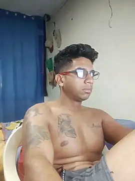 FitGeorge online show from November 28, 9:28 pm