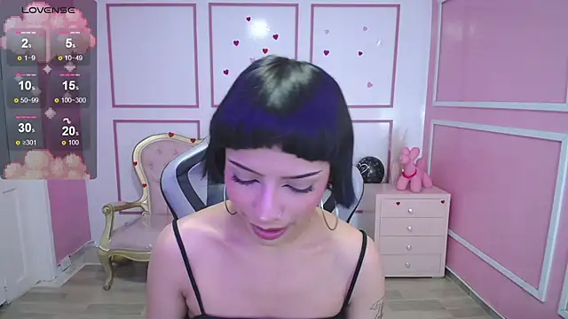 Snapshot of kathina_t chatting on January 25, 10:18 pm kathina t online show from January 25, 10:18 pm