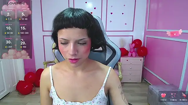 Snapshot of kathina_t chatting on March 7, 10:32 pm kathina t online show from March 7, 10:32 pm
