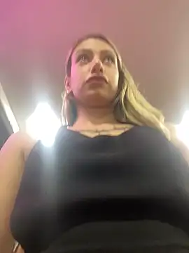 loira messi online show from February 28, 10:28 pm