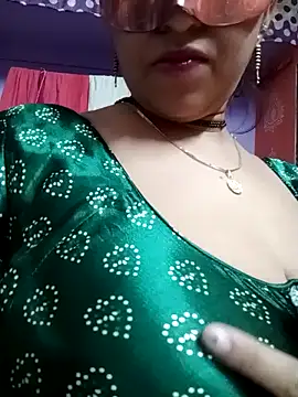 Snapshot of jiyahot1432 chatting on February 2, 9:08 am jiyahot1432 online show from February 2, 9:08 am