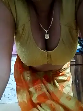 Snapshot of jiyahot1432 chatting on February 3, 6:28 pm jiyahot1432 online show from February 3, 6:28 pm