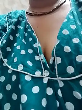 Snapshot of jiyahot1432 chatting on February 19, 2:55 am jiyahot1432 online show from February 19, 2:55 am