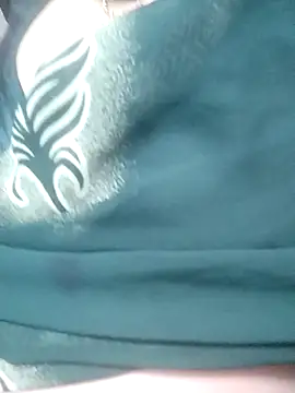 Snapshot of jiyahot1432 chatting on September 18, 6:21 pm jiyahot1432 online show from September 18, 6:21 pm