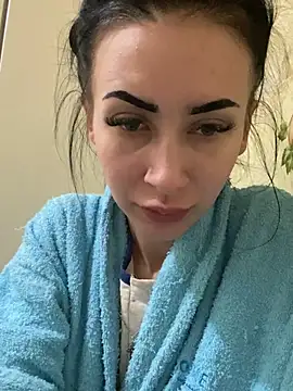 Starry Siren online show from March 3, 2:26 pm