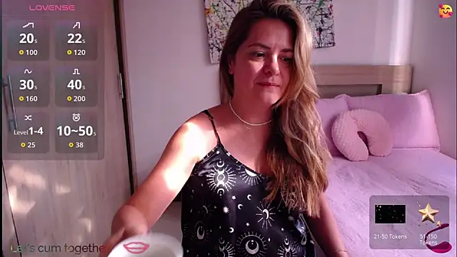 ParisW online show from September 11, 12:38 pm