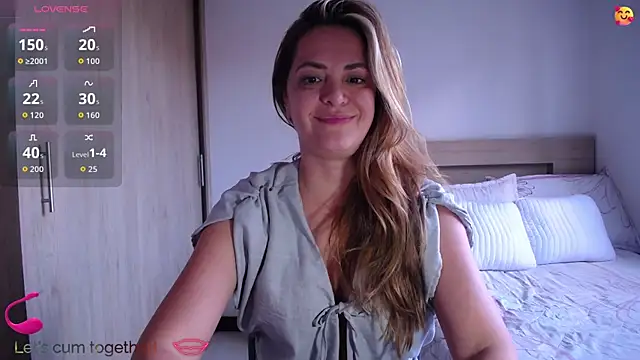 ParisW online show from June 25, 10:03 pm