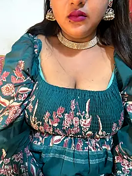 Snapshot of Ayesha_mahi chatting on October 20, 2:45 am Ayesha mahi online show from October 20, 2:45 am
