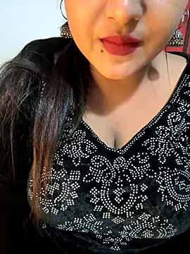 Ayesha mahi online show from November 23, 4:51 pm