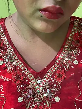Snapshot of Ayesha_mahi chatting on July 15, 7:02 am Ayesha mahi online show from July 15, 7:02 am