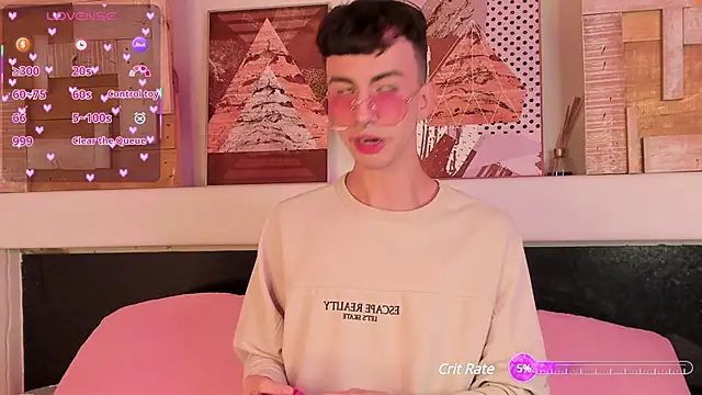 Snapshot of BrahmBelial_ chatting on February 19, 4:44 am BrahmBelial  online show from February 19, 4:44 am