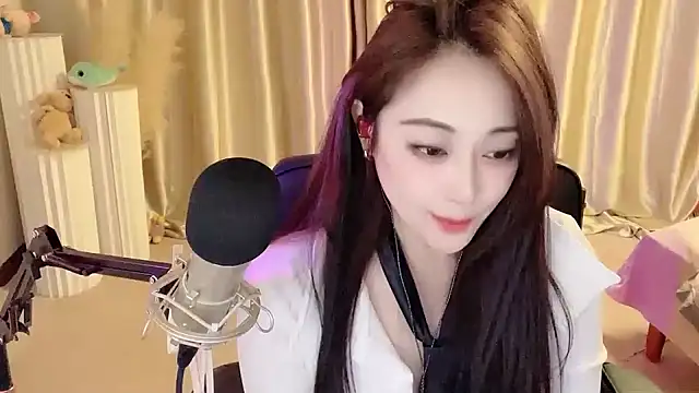 Daisy-77 online show from February 19, 6:00 pm