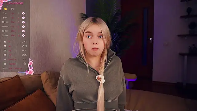 ZaraCreedon online show from January 23, 9:39 pm