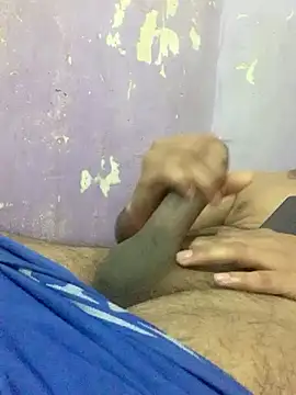 Snapshot of Sexy_king4 chatting on March 10, 12:59 pm Sexy king4 online show from March 10, 12:59 pm