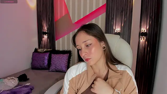 emily layton online show from March 7, 2:45 pm