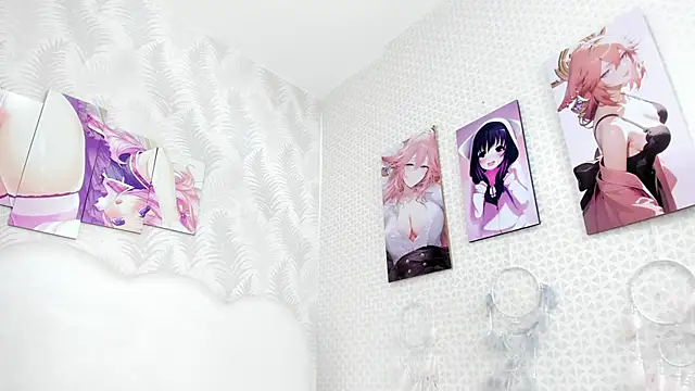 Snapshot of Alison_Chan_ chatting on December 14, 11:45 pm Alison Chan  online show from December 14, 11:45 pm