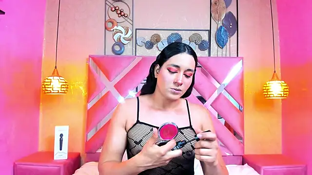 Snapshot of Alison_Chan_ chatting on September 17, 1:57 pm Alison Chan  online show from September 17, 1:57 pm