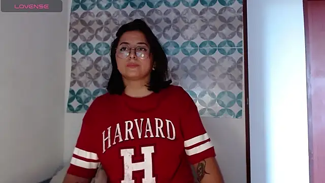 Snapshot of Aria_smith01 chatting on September 18, 1:46 pm Aria smith01 online show from September 18, 1:46 pm