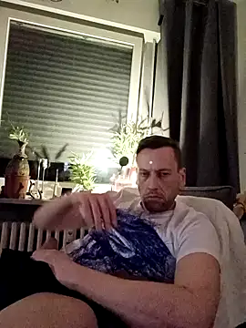 Jastra online show from November 12, 7:57 pm